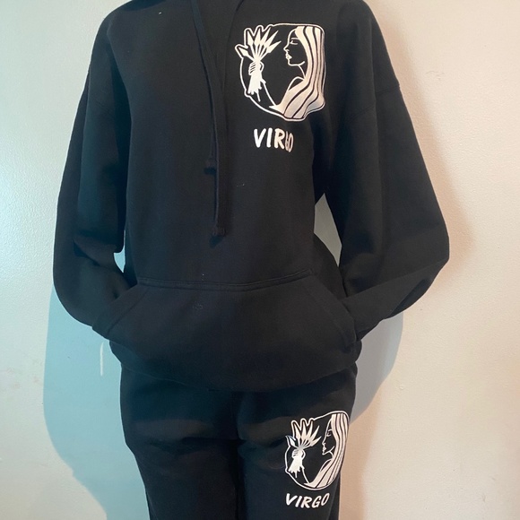 Women Gemini Zodiac Sign Black Hoodie & Pants Set - Picture 2 of 6